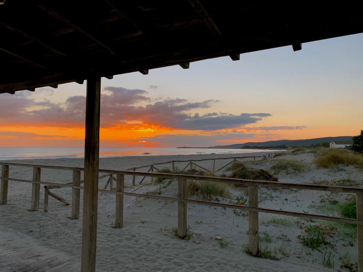 Отель Camping San Teodoro La Cinta Экстерьер фото